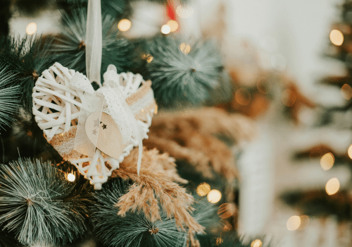Family Estrangement At Christmas: Finding Peace And Belonging Despite Loss Family estrangement, grief