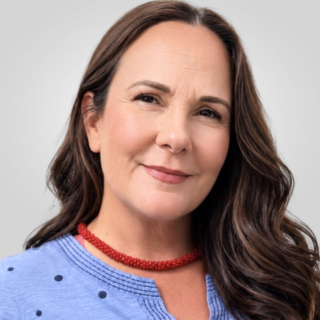 https://www.leonecentre.com/wp-content/uploads/2026/06/Background-11.png Lucy Robertson Ritchie - Leone Centre Therapist