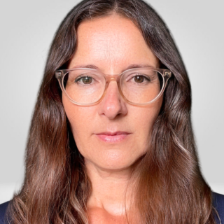 Holly Roberts, Leone Centre Family and Relationship Therapist